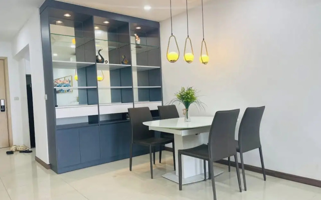 Republic Tan Son Nhat Airport Luxury