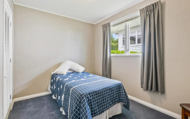 Winara Winner - Waikanae Holiday Home