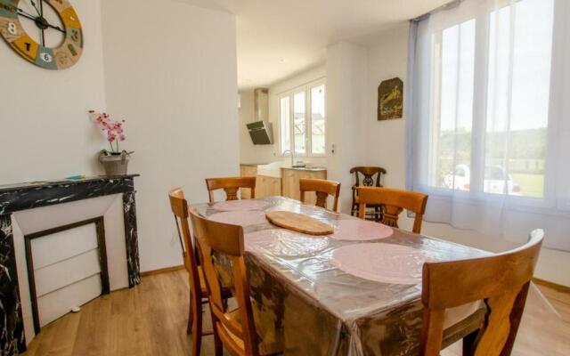 Gîte Bar-sur-Aube, 4 pièces, 6 personnes - FR-1-543-152