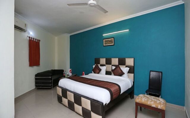 OYO 14746 Delhi Residency