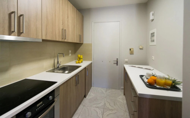 Regalo Apartments