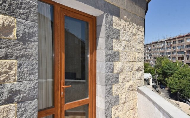 Luxury Apartments and Studios