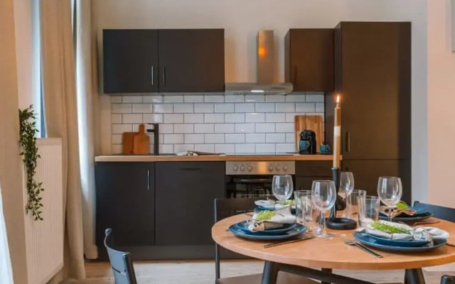 Cozy and Spacious Apartment Nearby the Beach