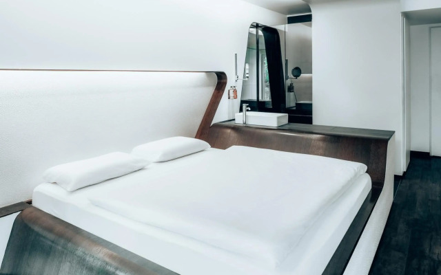Hotel Q