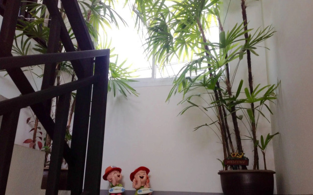 Grandma Kaew House