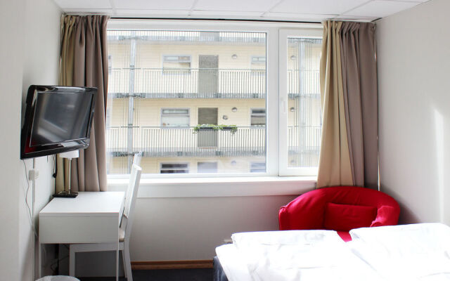 Stoltzen Hotel  Apartments