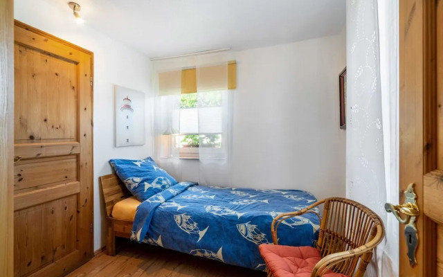Alluring Holiday Home in Pepelow near Sea Beach & Water Sports