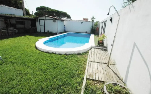 Chalet con piscina privada casa blanca