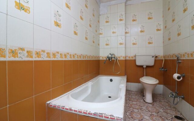 OYO 26906 Hotel Tarang