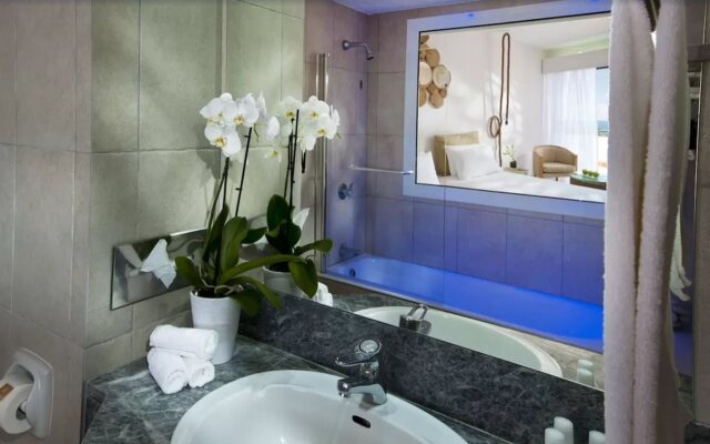 Azia Resort and Spa