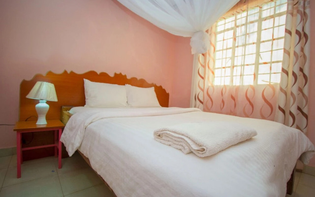 Intercounty Gardens Hotel