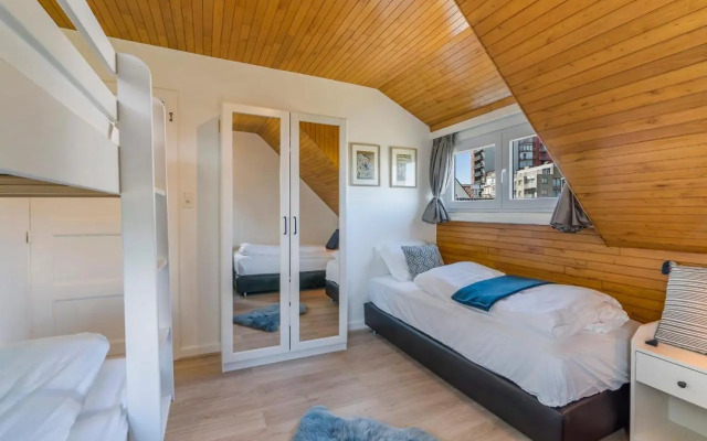 Villa Gamoni - spacious holiday home with garden