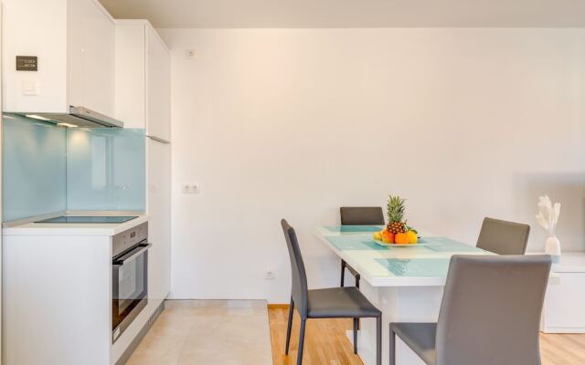 LCT Oleander Apartments