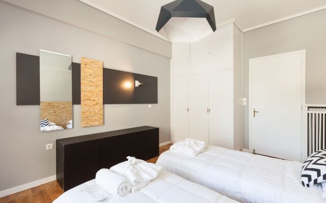 Acropoli's Luxury Apartment