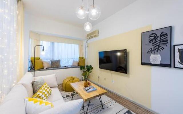 Chengdu Qingyang Wenshu Temple Locals Apartment 00144660