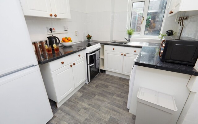 Your Sheffield Stays - Spacious 5 Bedroom House