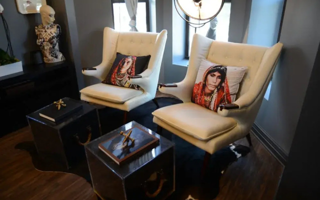 Chicago Daily Rentals Hostel
