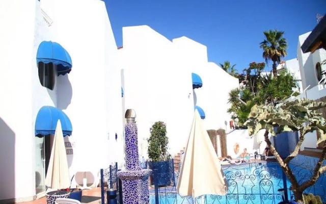 Playaflor Chill Out Resort, a 50 mtrs de la playa