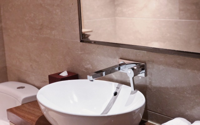 Cheery Dragon Canal Hotel Hangzhou