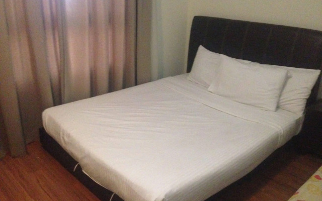 Luxury Service Suite At Taragon KL