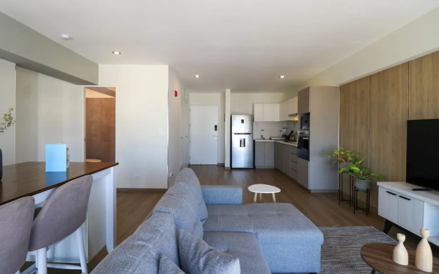 w Artistic 2BR With Balcony in Miraflores