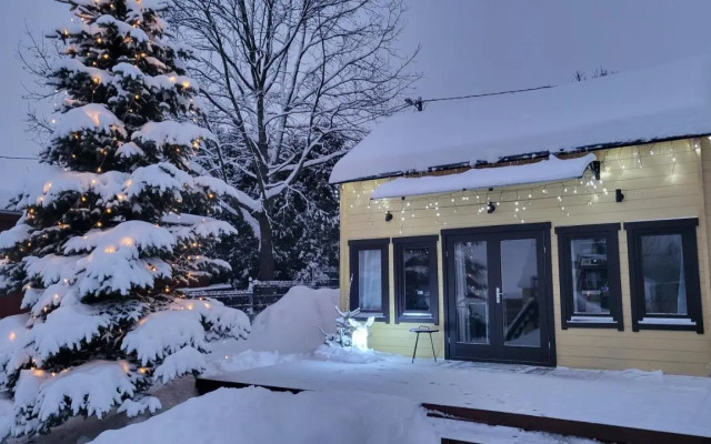 Tiny house near Viljandi lake