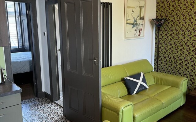 Impeccable 2-bed Apartment in West Kilbride