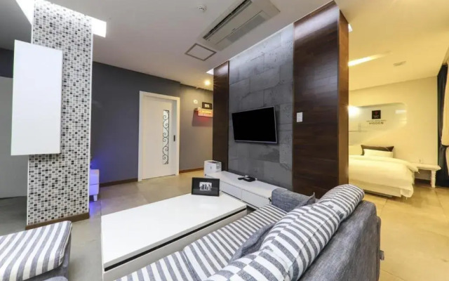 Urban Stay