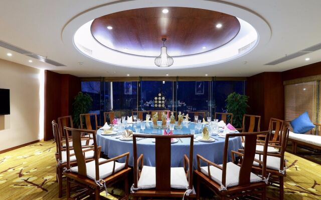 Longyan Valley Fliport Resort