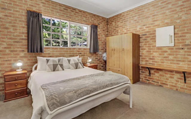 Greenvale Holiday Units