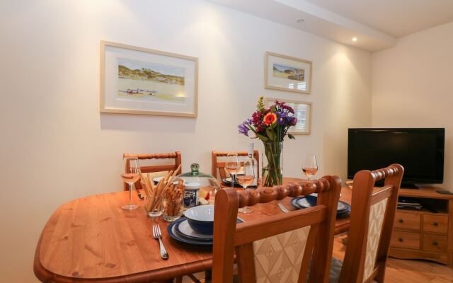 Harbour House Apartment
