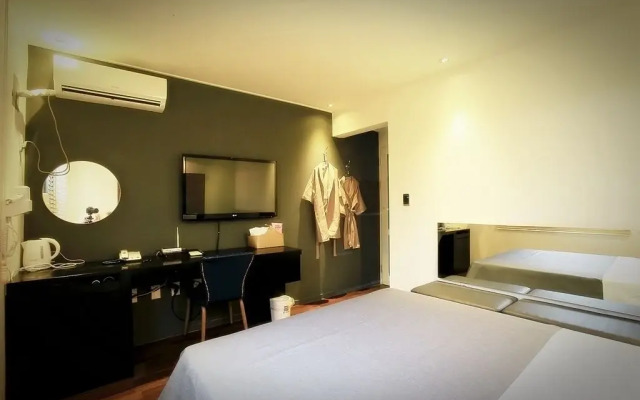 Chuncheon Urbane Hotel