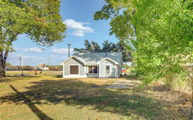 Sunny Hearne Home Near Universities!