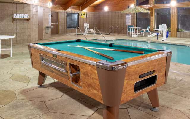 AmericInn by Wyndham Sheboygan