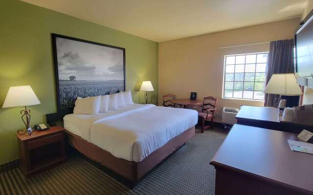 Super 8 By Wyndham Troy