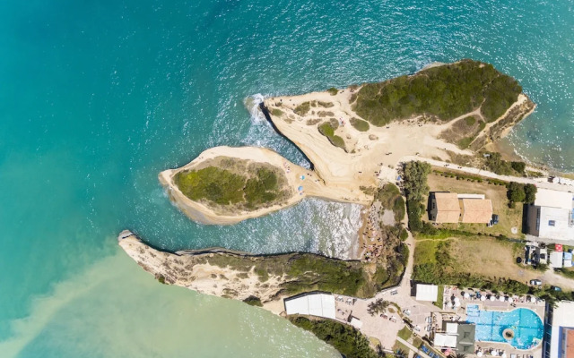 Canal D'amour Beach House