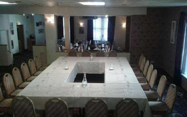 Waverley Hotel