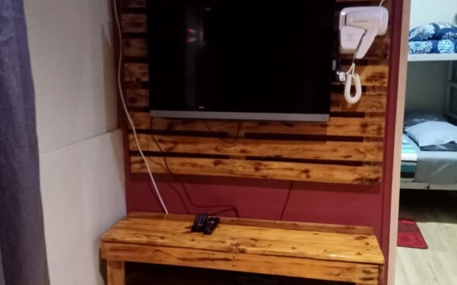 OYO Home 90426 Kepayan Dnd Stay