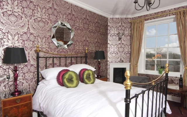 Sweeney Hall Hotel