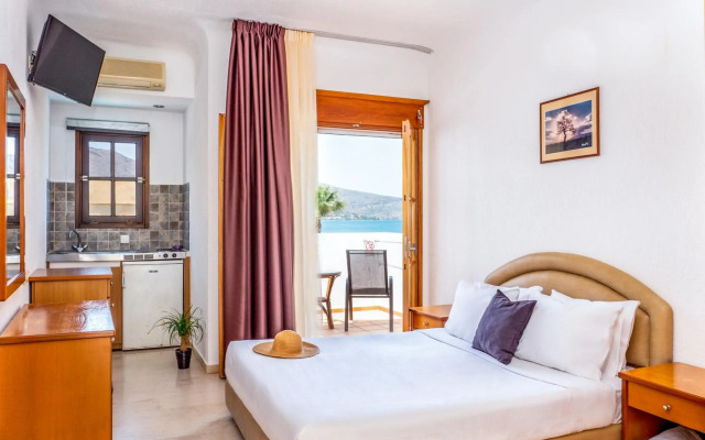 Elounda Alikes Suites & Studios