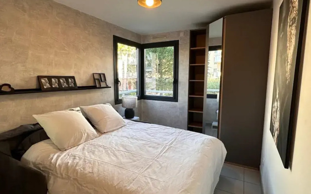 Two Bed Apt With Lovely Terrace - 2195