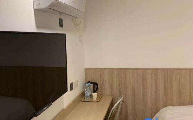 Yunfu Guest House
