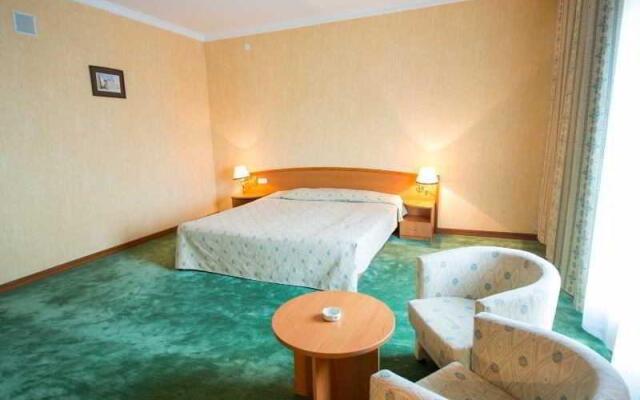 Khorezm Palace (Хорезм Пэлэс)