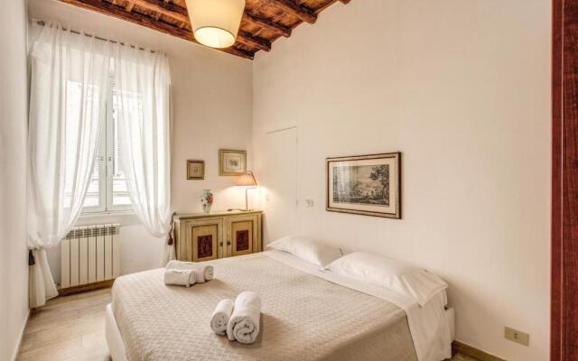 Magenta Deluxe Fienaroli 1