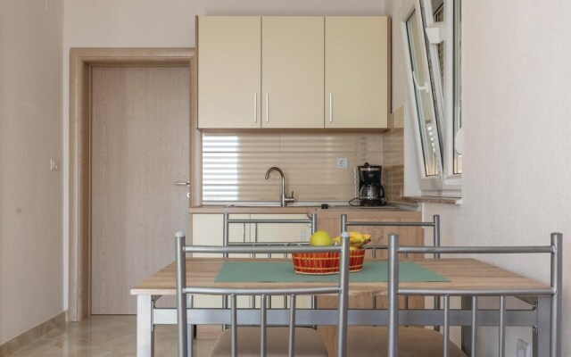 Nice Home in Krvavica With Wifi and 1 Bedrooms
