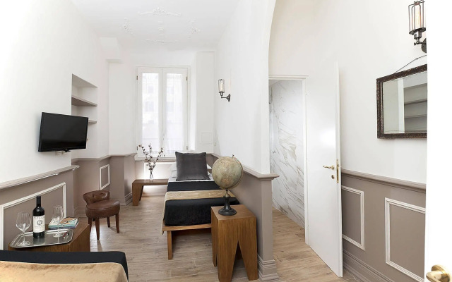 Côté Rome Colosseo