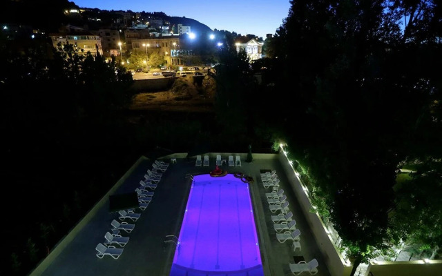 Green Lake Hotel - Jezzine