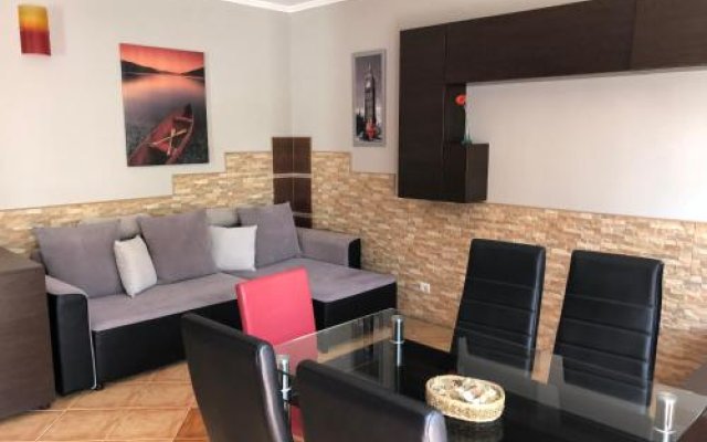 Dorina Wellness Apartman