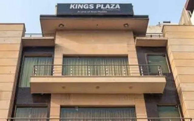OYO 9553 Hotel Kings Plaza