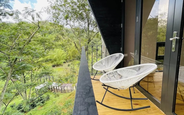 Hacienda Iluminada Eco Retreat
